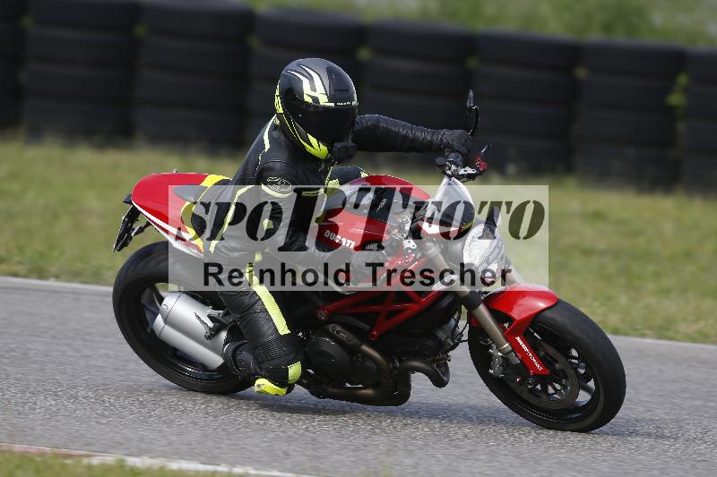 /Archiv-2024/17 01.05.2024 Speer Racing ADR/Schnuppertraining